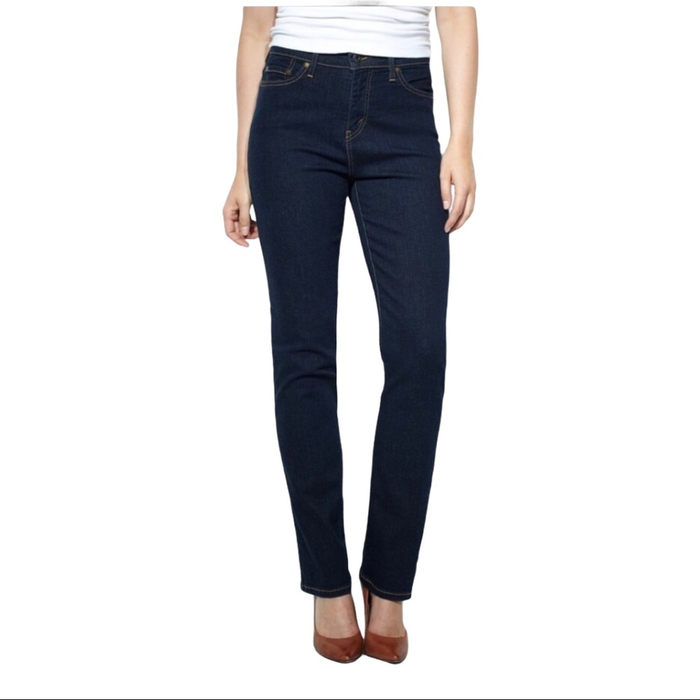 Levi’s perfectly slimming 512 straight leg w32L30